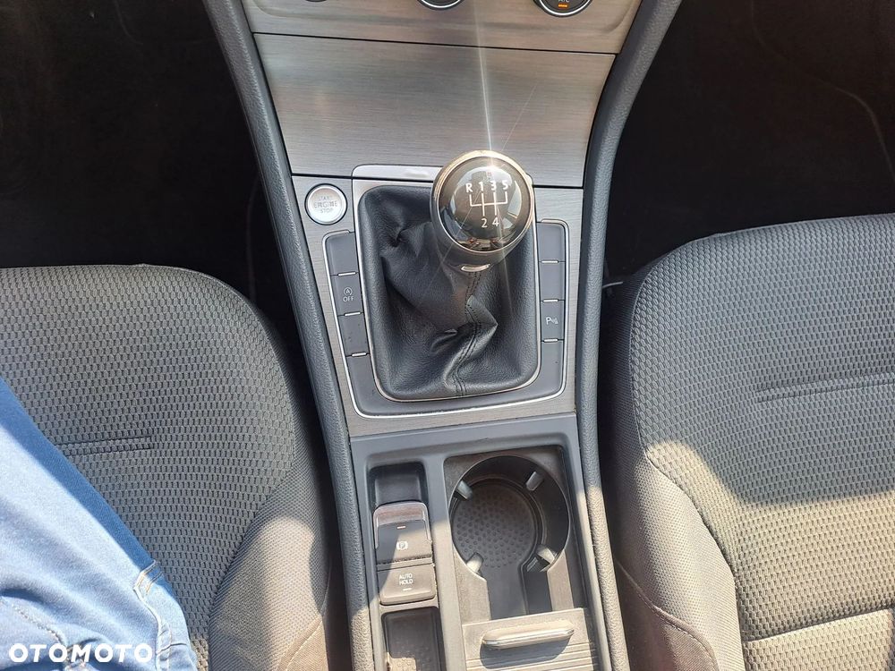 Volkswagen Golf 1.6 TDI Trendline - 19