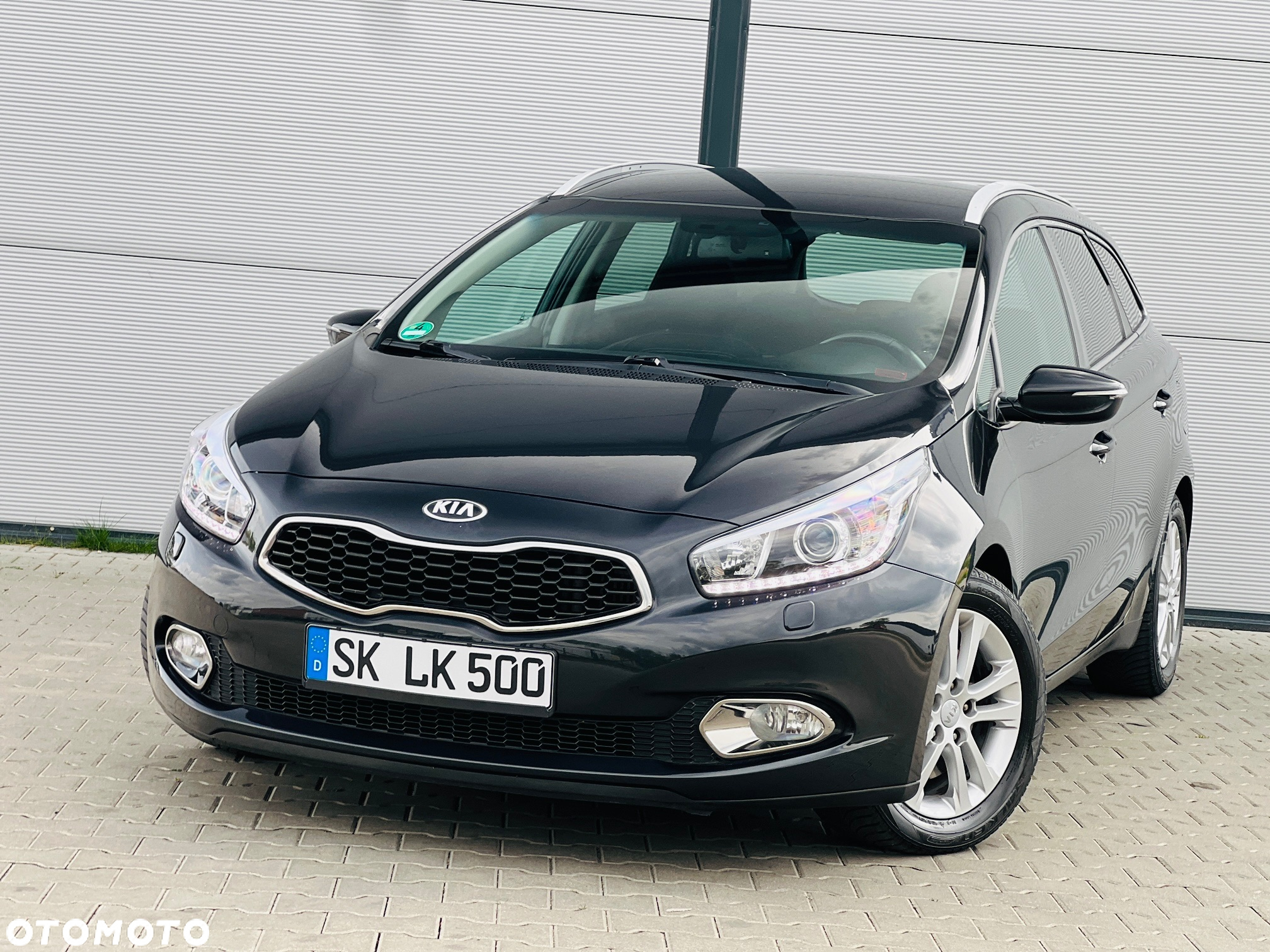 Kia Ceed 1.6 CRDi 128 ISG SW Platinum Edition - 20