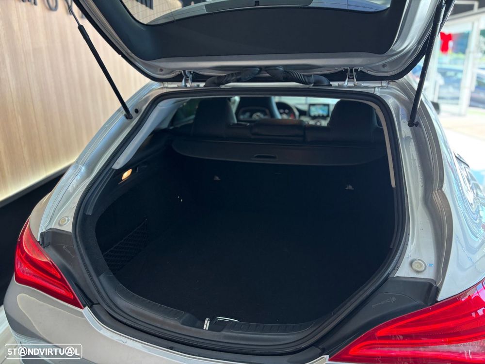 Mercedes-Benz CLA 180 d Shooting Brake Urban - 20