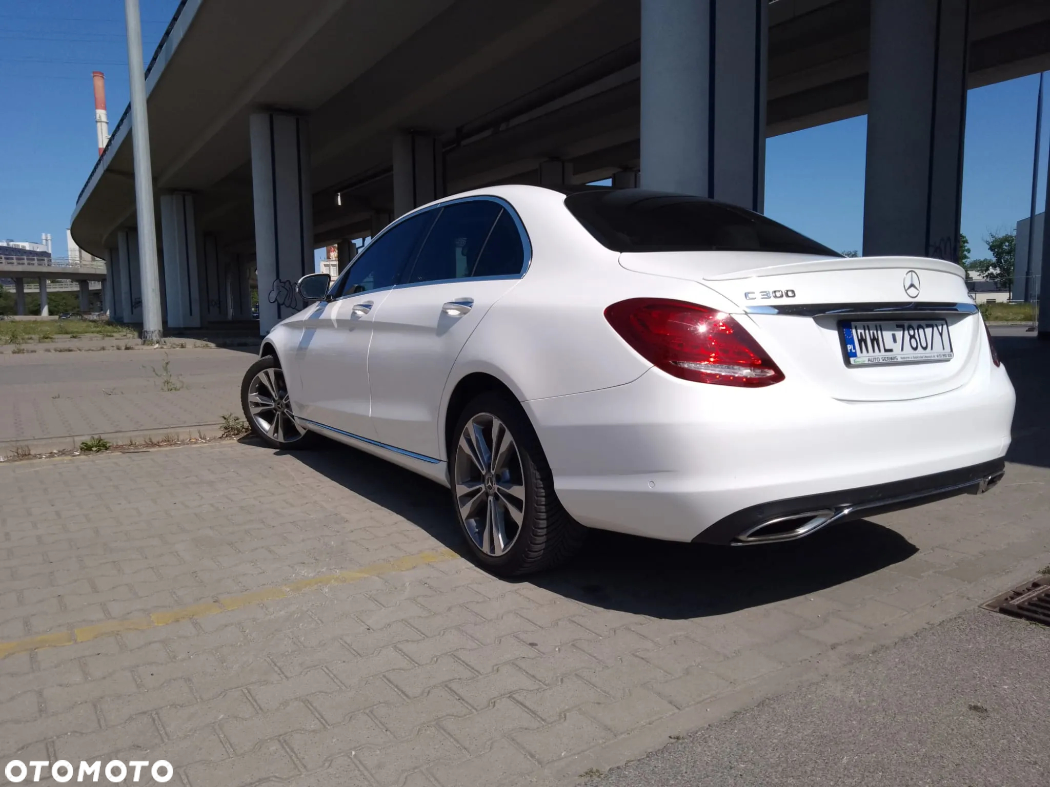 Mercedes-Benz Klasa C 300 9G-TRONIC AMG Line - 11