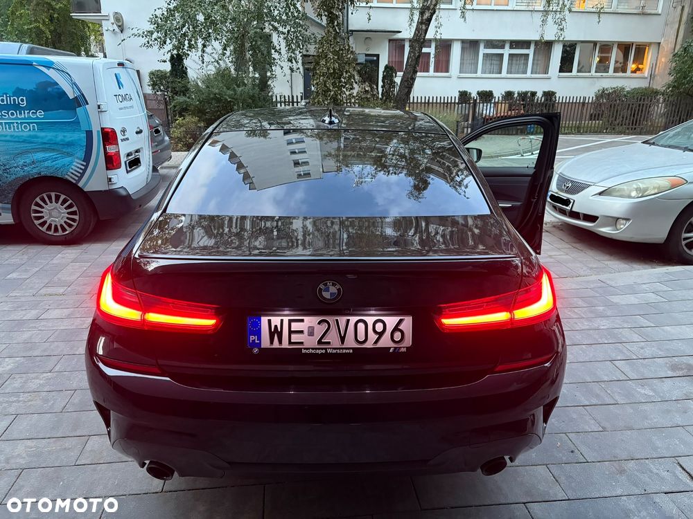 BMW Seria 3 320i xDrive M Sport sport - 28