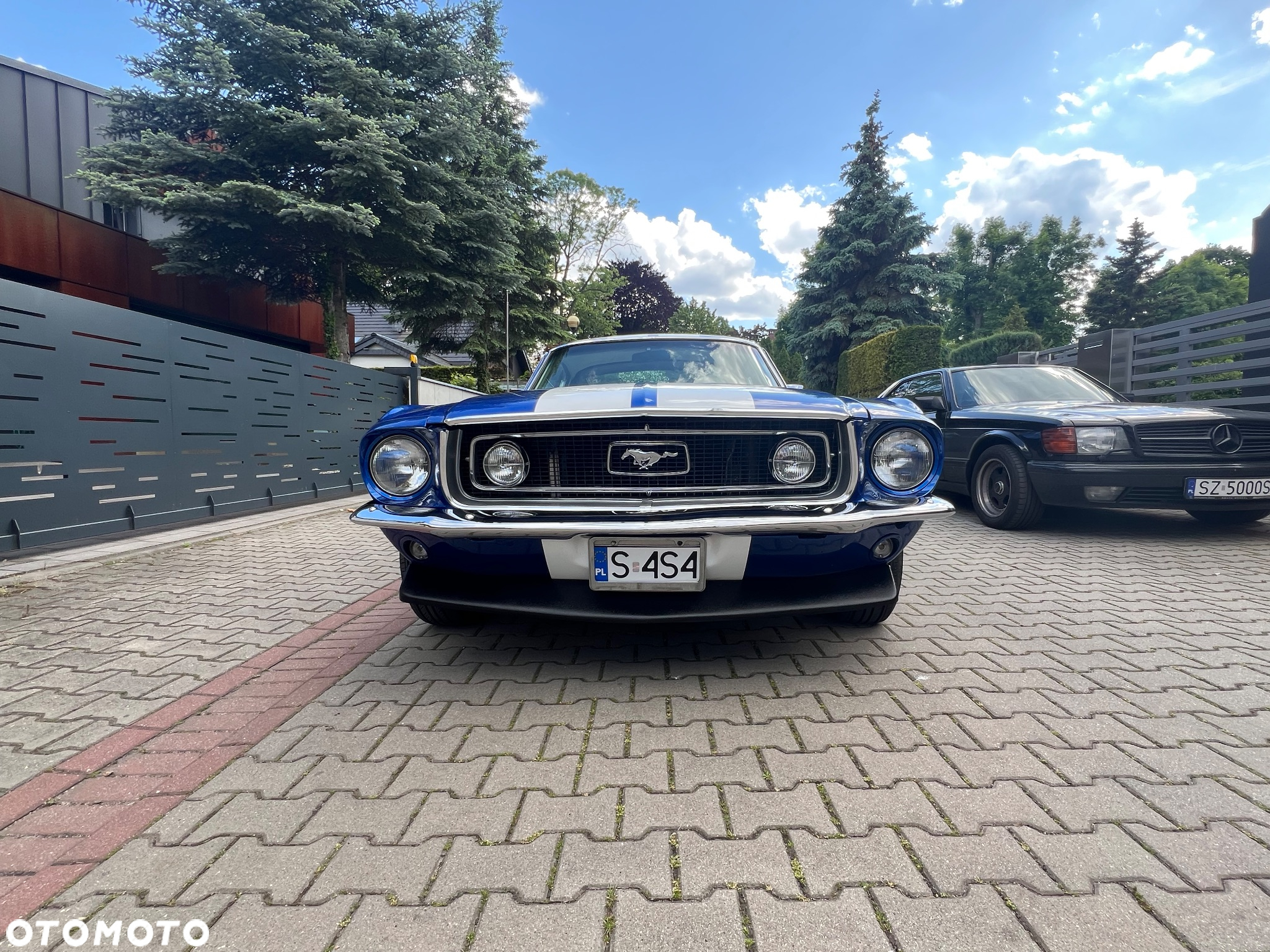 Ford Mustang - 4