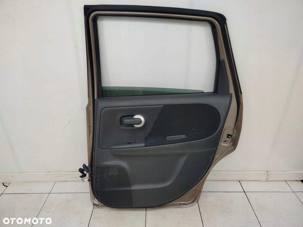 nissan note e11 06r- drzwi prawe tylne prawy tył c30 - 11