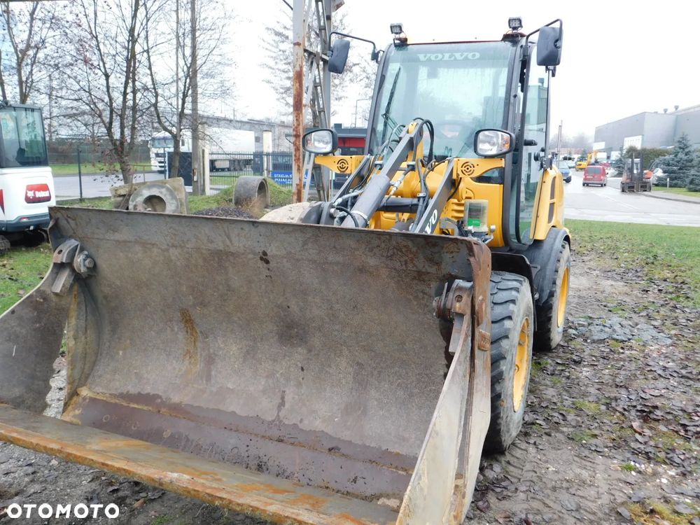 Volvo L25F łyżka dzielona krokodyl 3170MTG ( podobne L28 L30 - 5