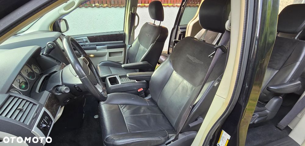 Chrysler Grand Voyager 2.8 CRD Automatik Limited - 12