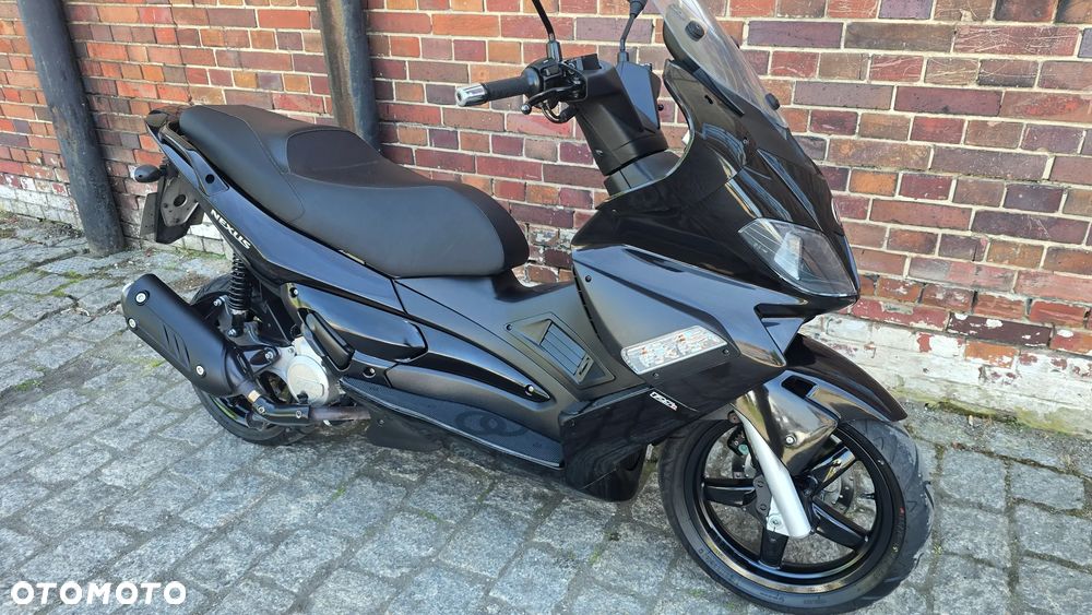 Gilera 125 R - 30