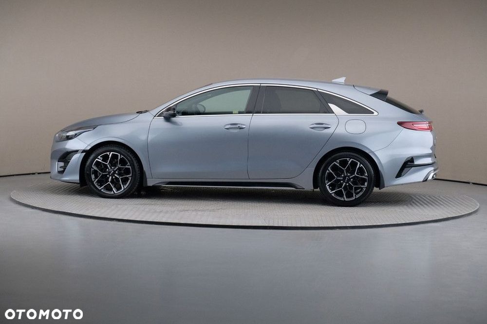 Kia ProCeed - 4