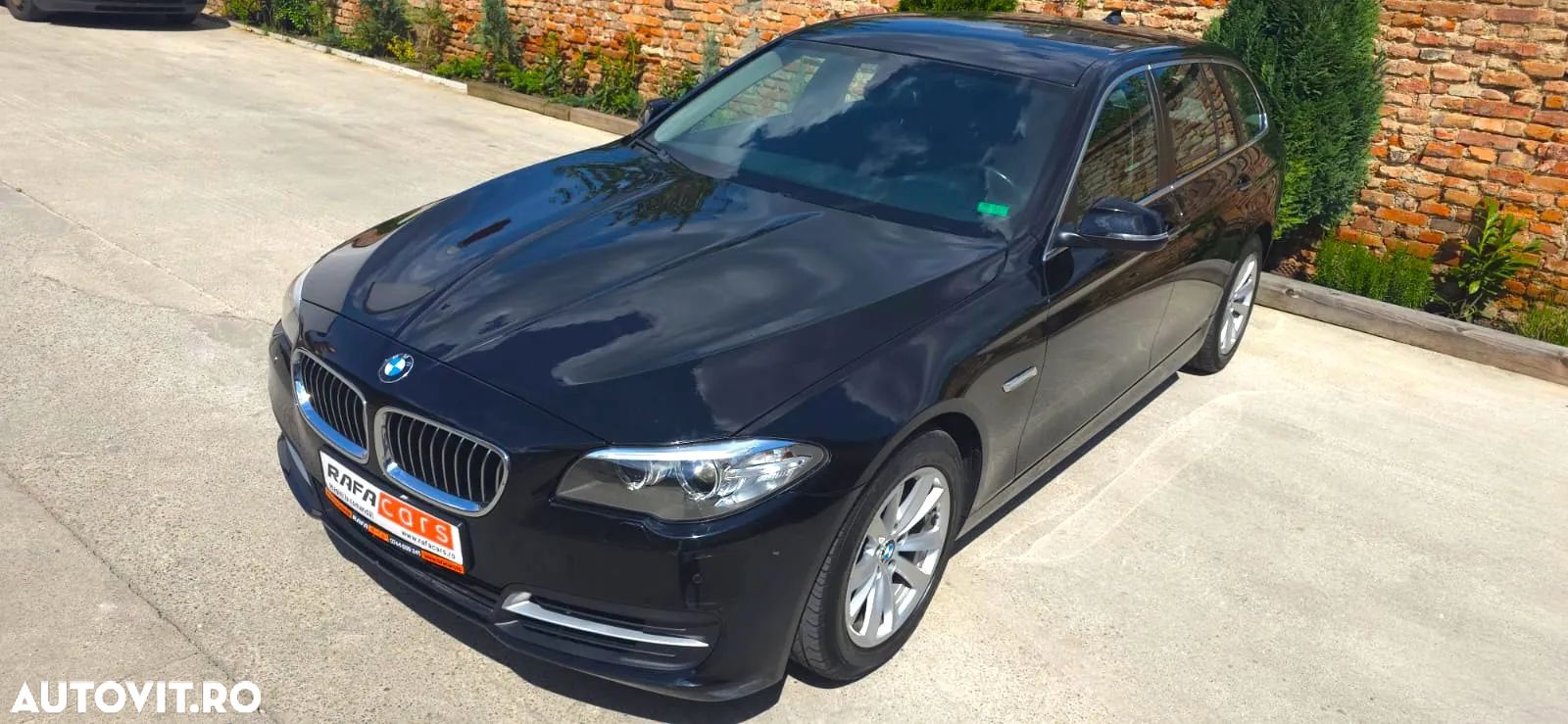 BMW Seria 5 520d xDrive AT - 1