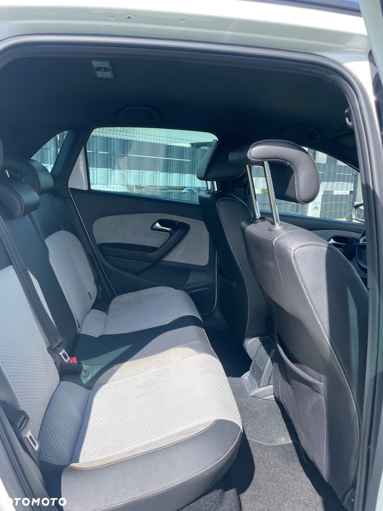 Volkswagen Polo Cross - 12