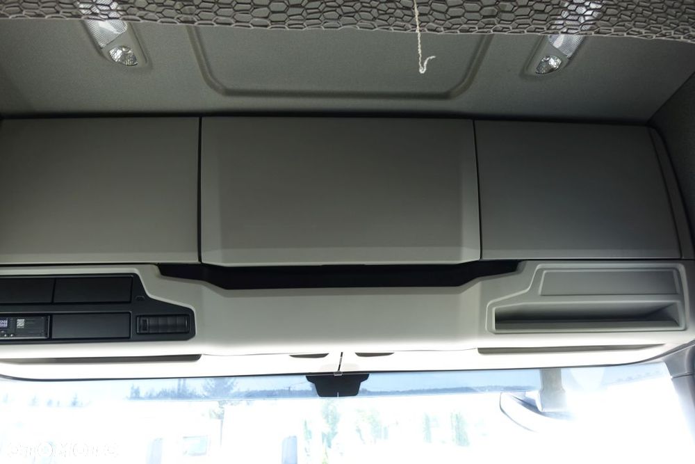 Scania S500 / EURO 6 / STANDARD / AUTOMAT / RETARDER / LODÓWKA / 2 ZBIORNIKI / KLIMATYZACJA POSTOJOWA / NAVI - 25