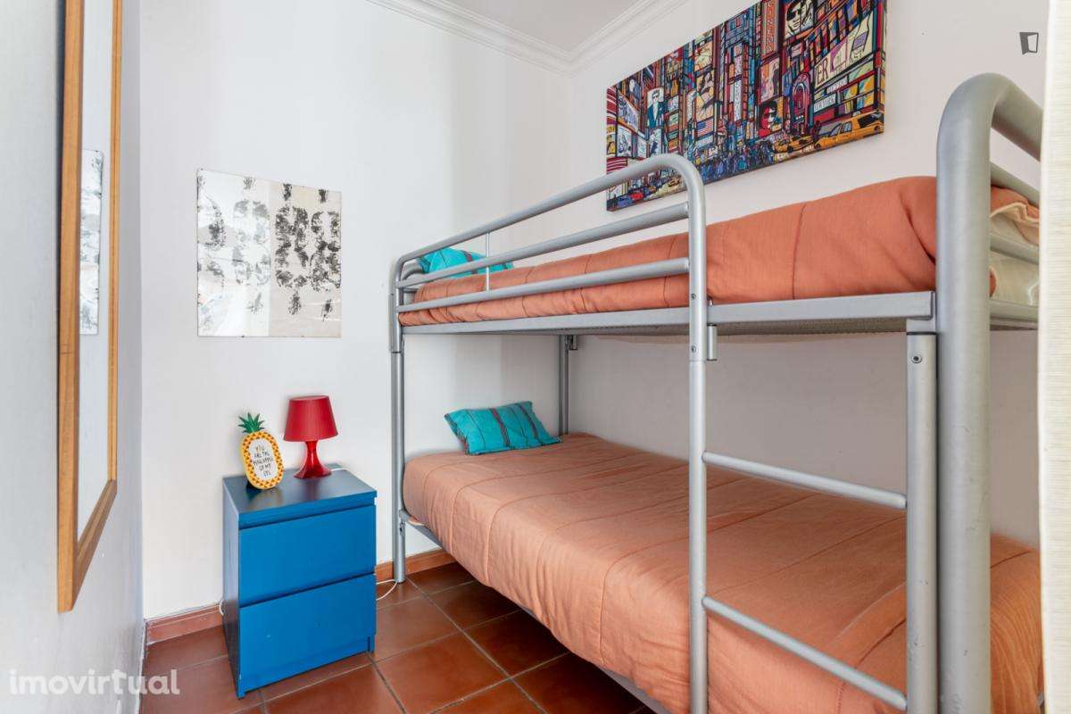 Apartamento com 2 quartos - localizado em Torres vedras - Grande imagem: 2/21