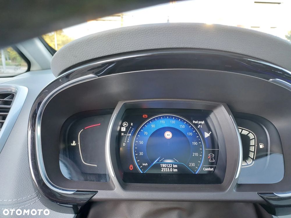 Renault Espace 1.6 dCi Energy Initiale Paris EDC 7os - 24