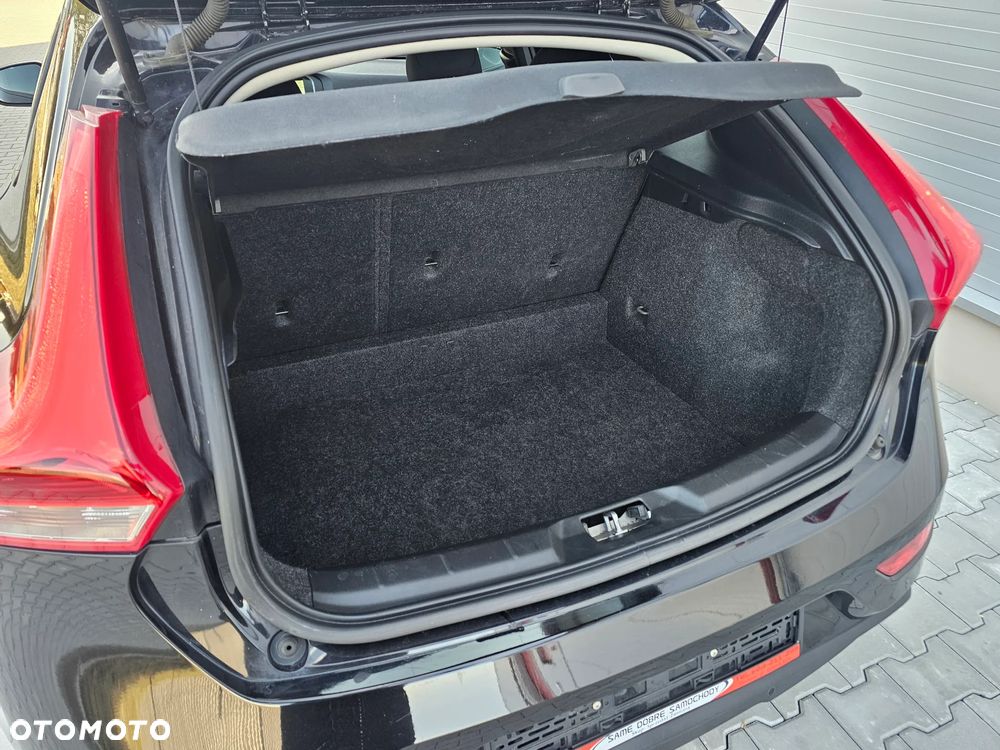 Volvo V40 D2 Kinetic - 16