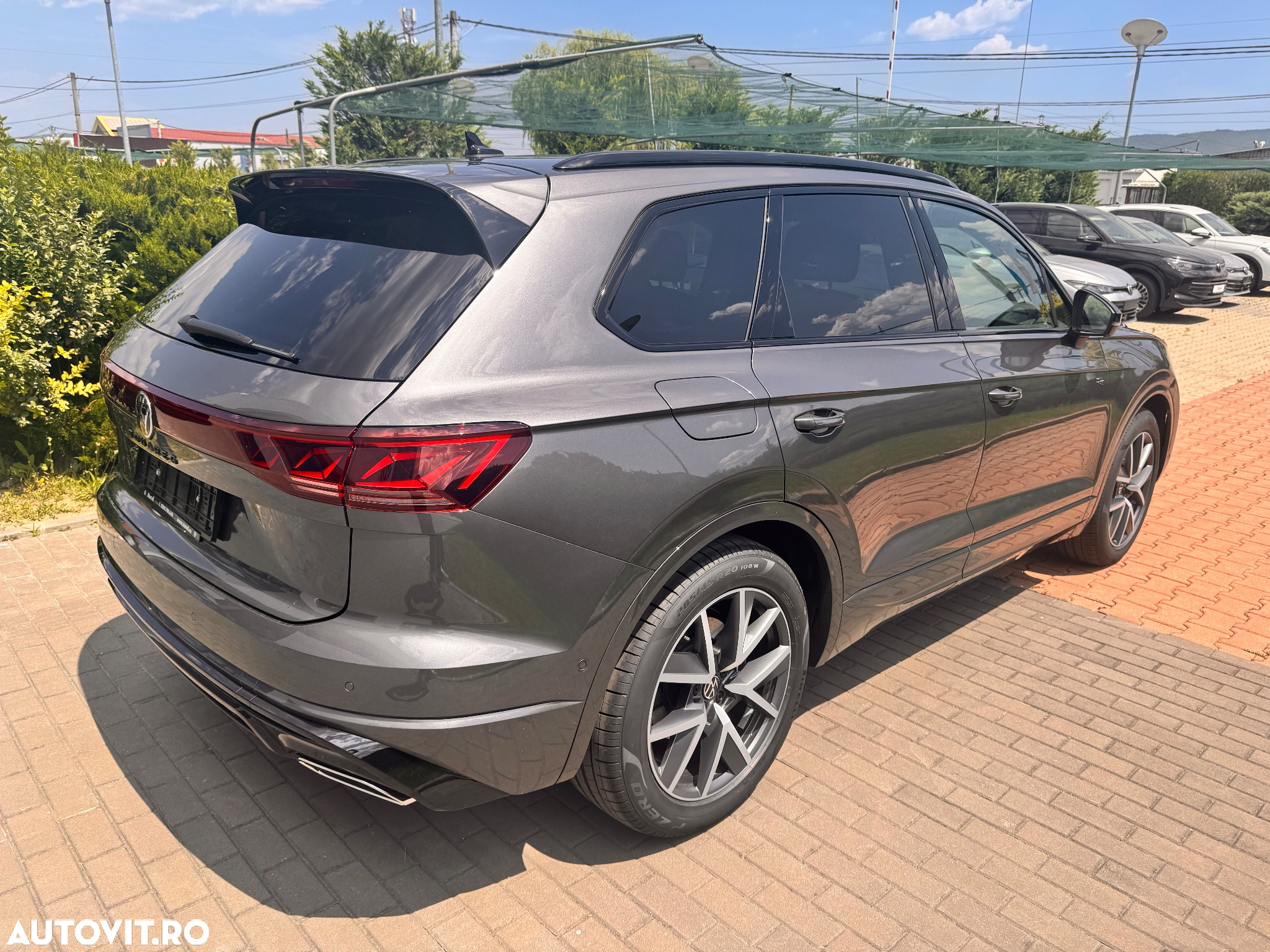 Volkswagen Touareg V6 TDI 4MOTION R-Line - 5