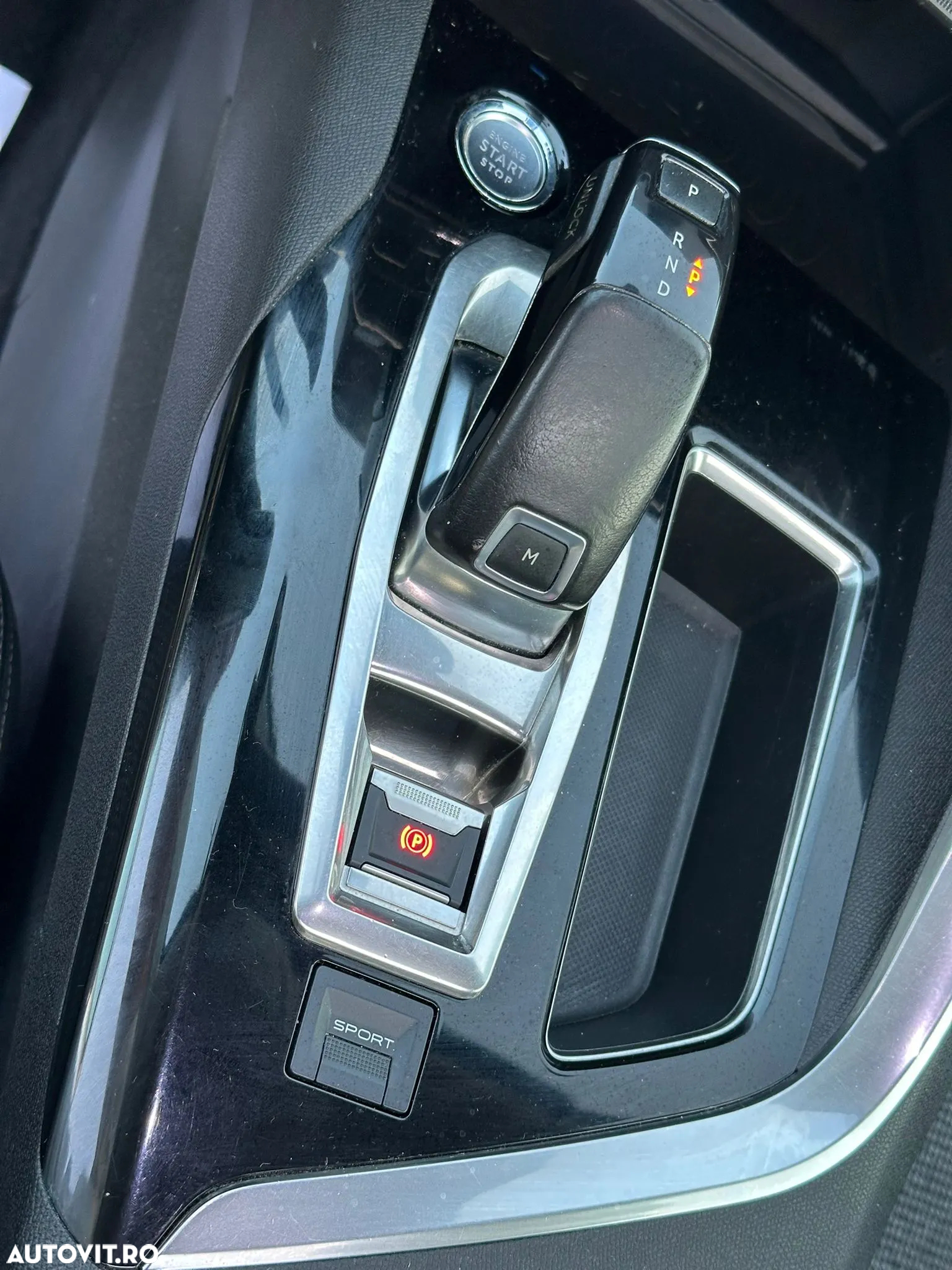 Peugeot 3008 BlueHDi 130 Stop & Start EAT8 Allure Business-Paket - 13