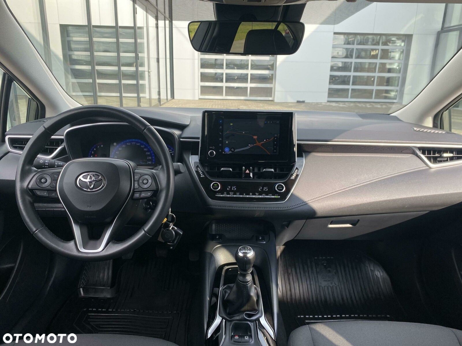 Toyota Corolla - 10