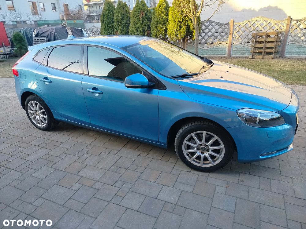 Volvo V40 - 4