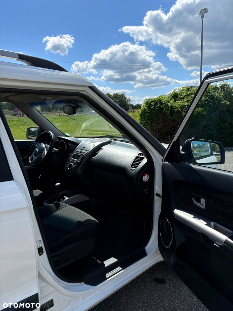 Kia Soul 1.6 CRDI White Collection - 18