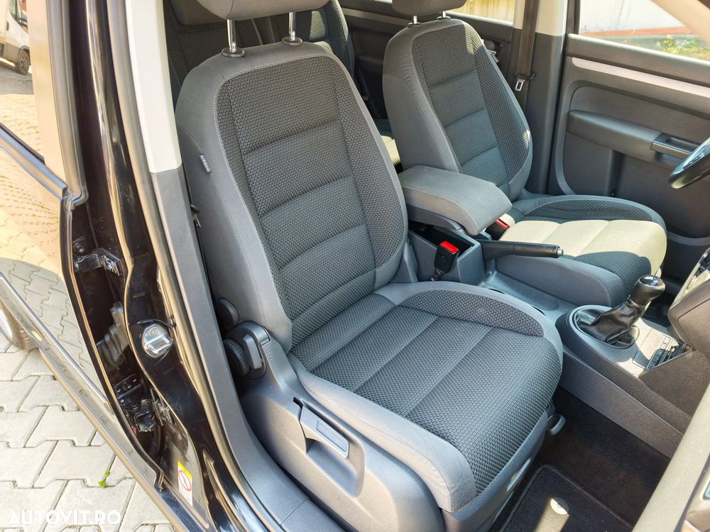 Volkswagen Touran 1.6 TDI BlueMotion Technology Highline - 18