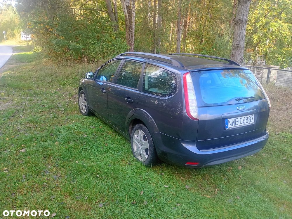 Ford Focus - 8