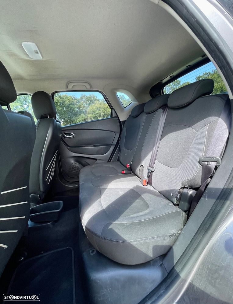 Renault Captur 1.5 dCi Exclusive - 19