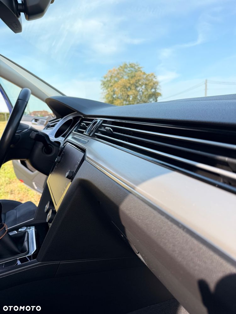 Volkswagen Passat 1.4 TSI BMT ACT Highline - 16