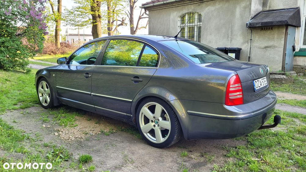 Skoda Superb 2.5 TDI Elegance - 3
