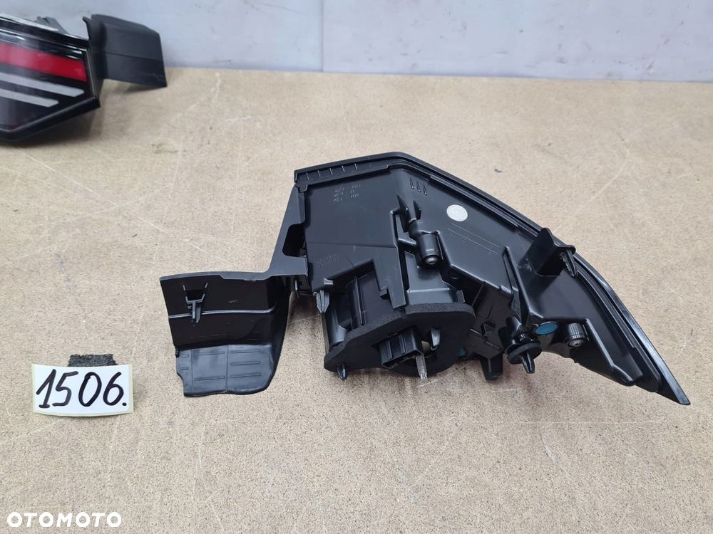 LAMPA TYŁ PRAWY PRAWA TYLNA LED 9857838780 Opel Astra VI 2022-  L - 6