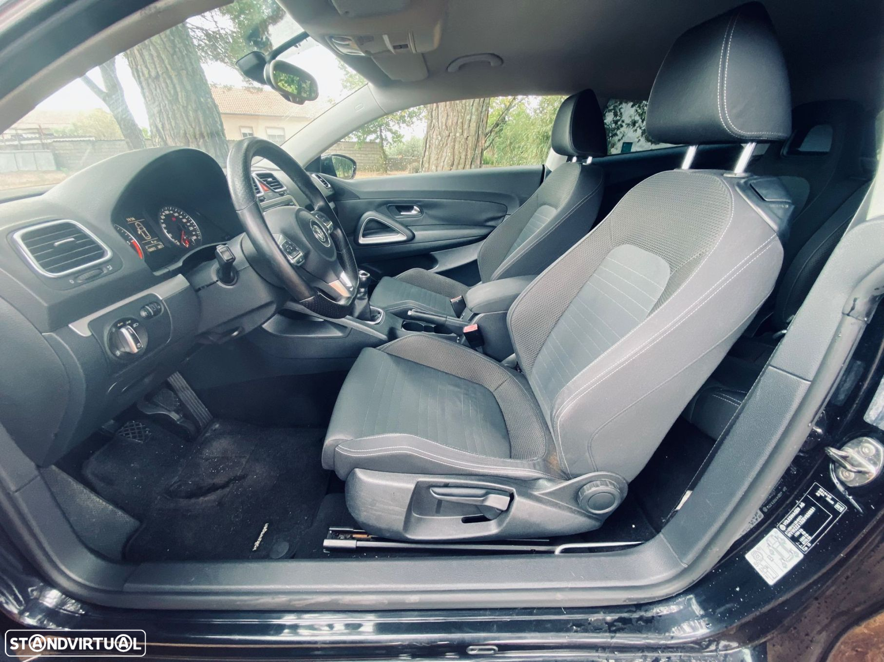 VW Scirocco 2.0 TDI Sport - 30