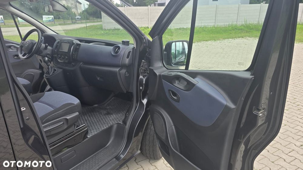 Opel Vivaro - 19