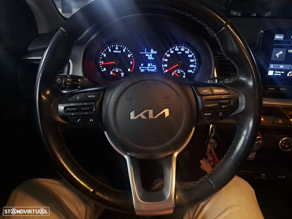 Kia Stonic 1.2 Urban - 6