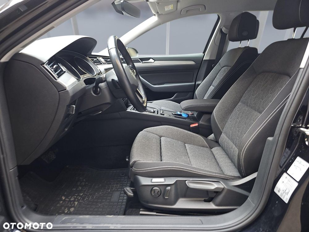 Volkswagen Passat Variant - 9