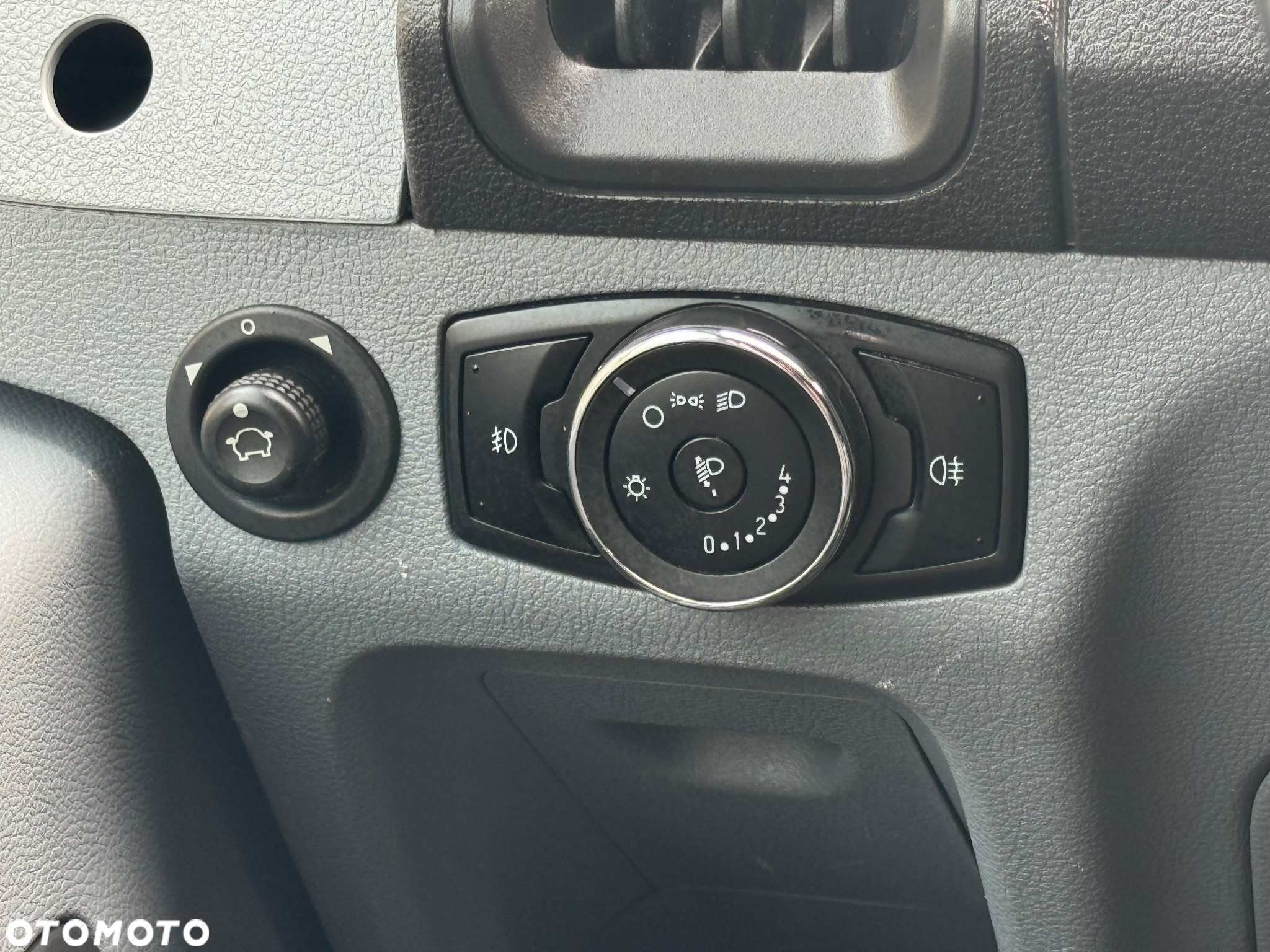Ford Transit - 19