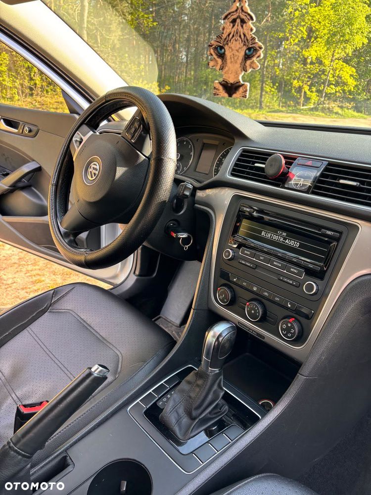 Volkswagen Passat 1.8 TSI Comfortline DSG - 10