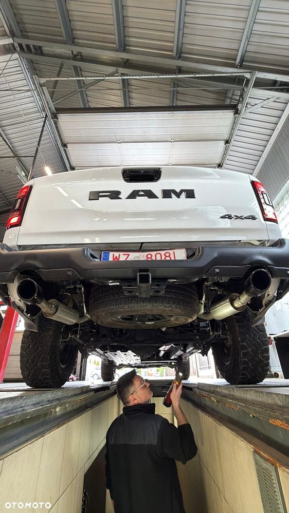 RAM 1500 5.7 Crew Cab Rebel - 6