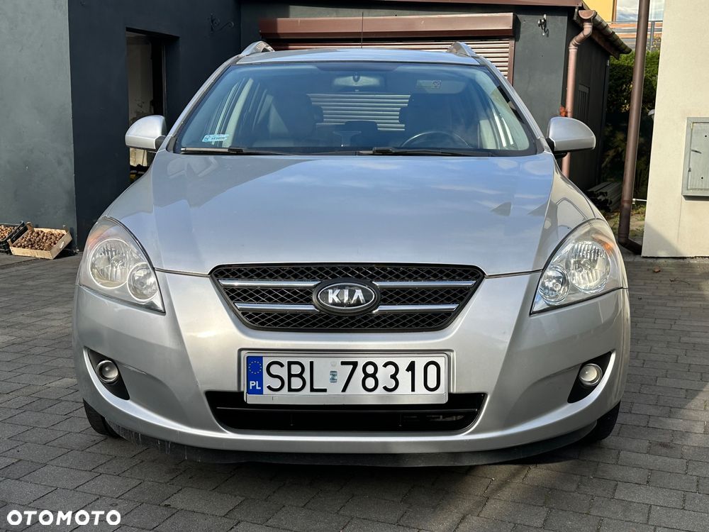 Kia Ceed Cee'd 2.0 Optimum + - 8