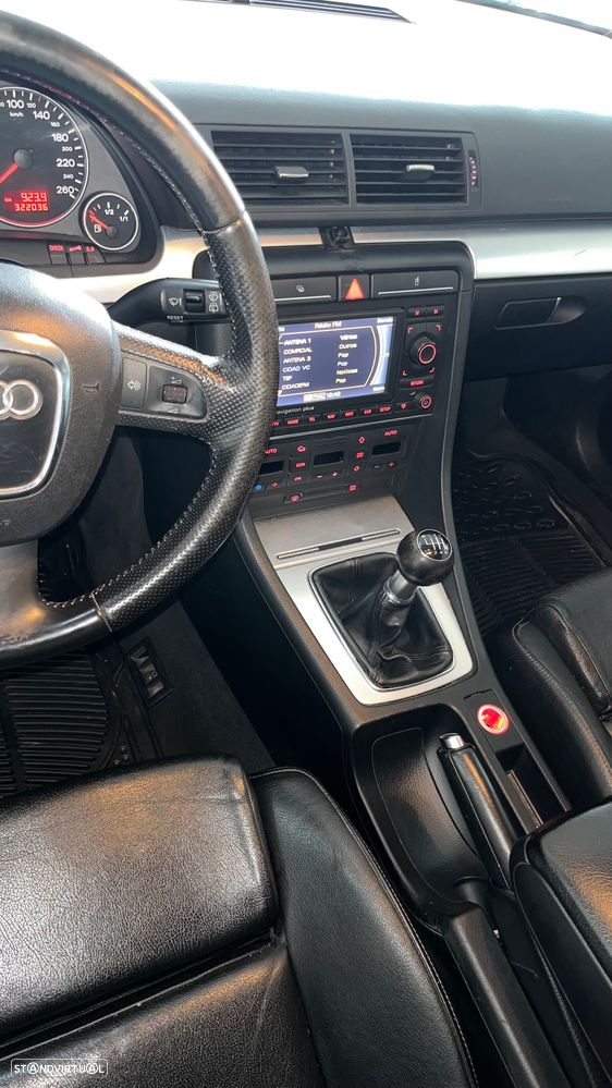 Audi A4 Avant 2.0 TDi S-line - 18