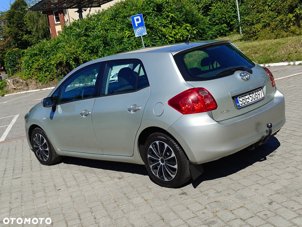 Toyota Auris 2.0 D-4D Premium - 13
