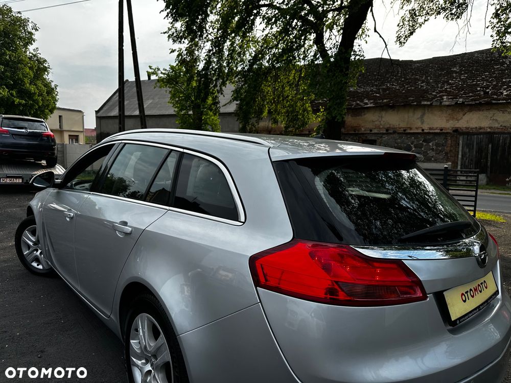 Opel Insignia 1.8 - 13