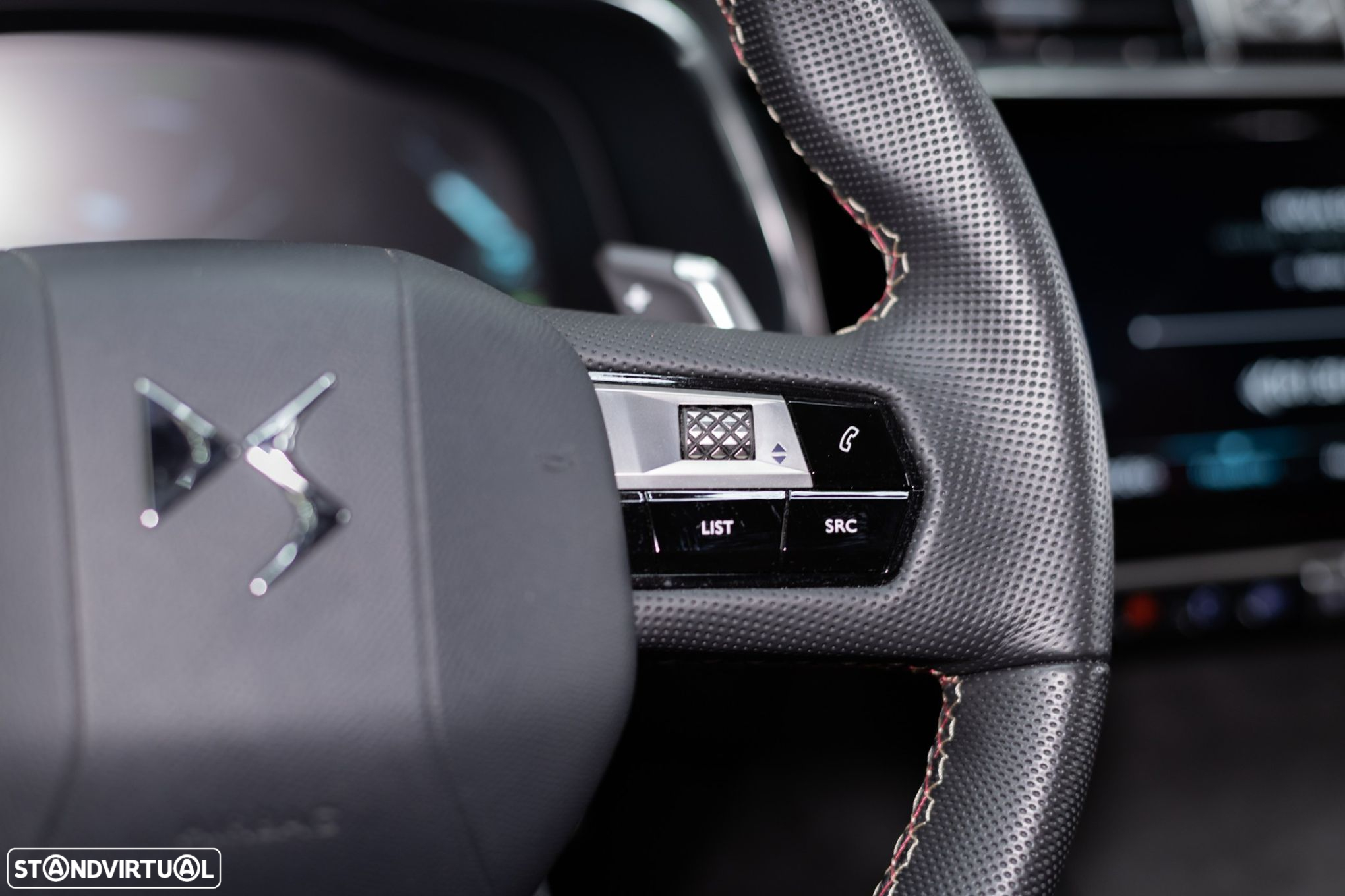 DS DS7 Crossback E-Tense Performance Line+ EAT8 - 31