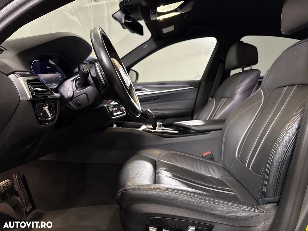 BMW Seria 5 530e Aut. - 26