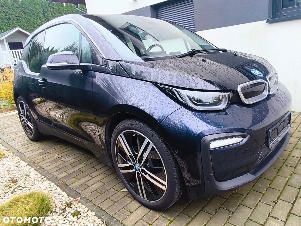 BMW I3