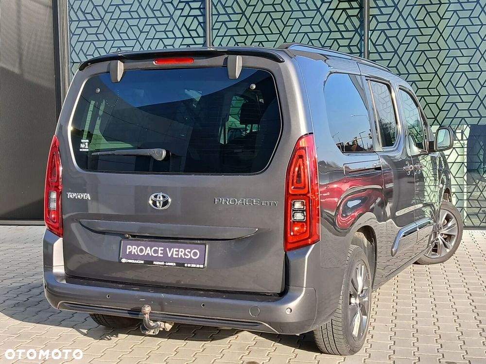 Toyota Proace City Verso 1.5 D-4D Family - 12