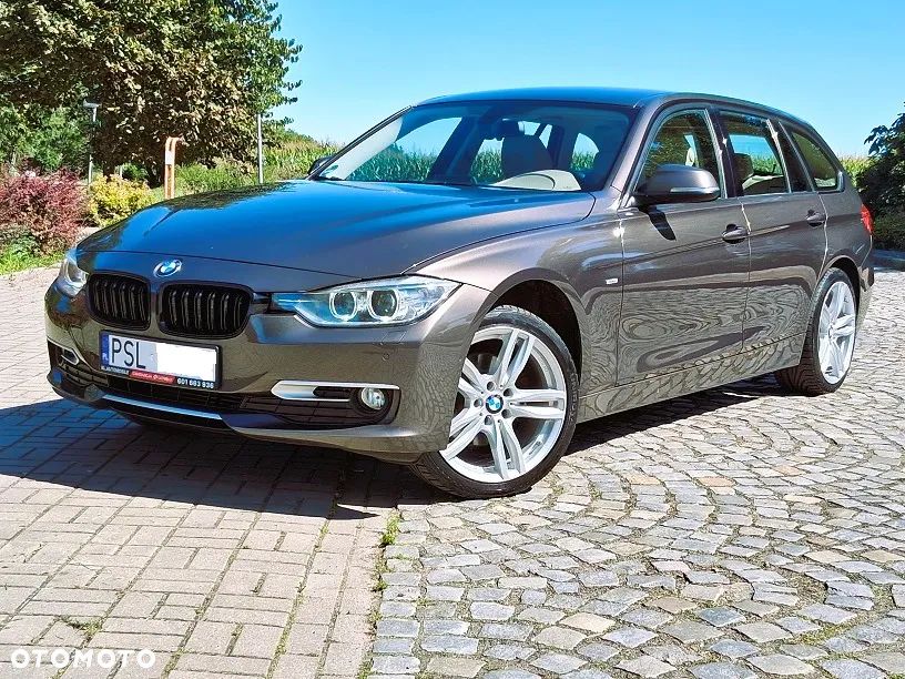 BMW Seria 3 320d xDrive DPF Edition Sport - 10