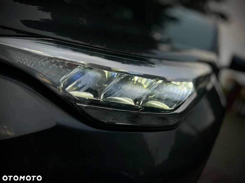 Toyota C-HR Style - 19