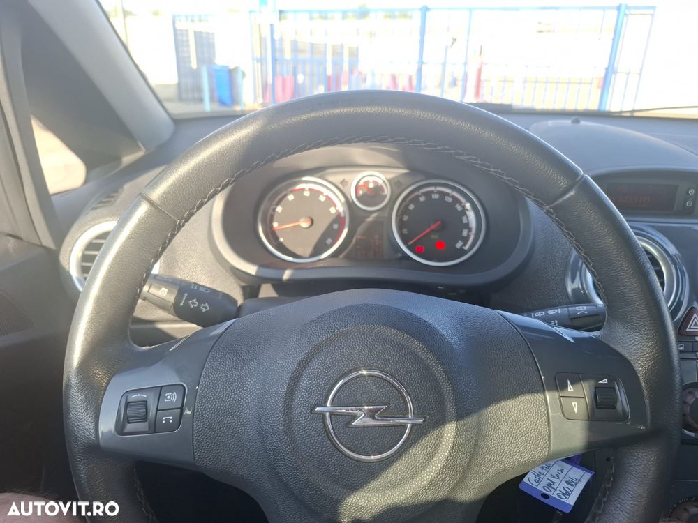 Opel Corsa 1.4 16V Innovation - 13