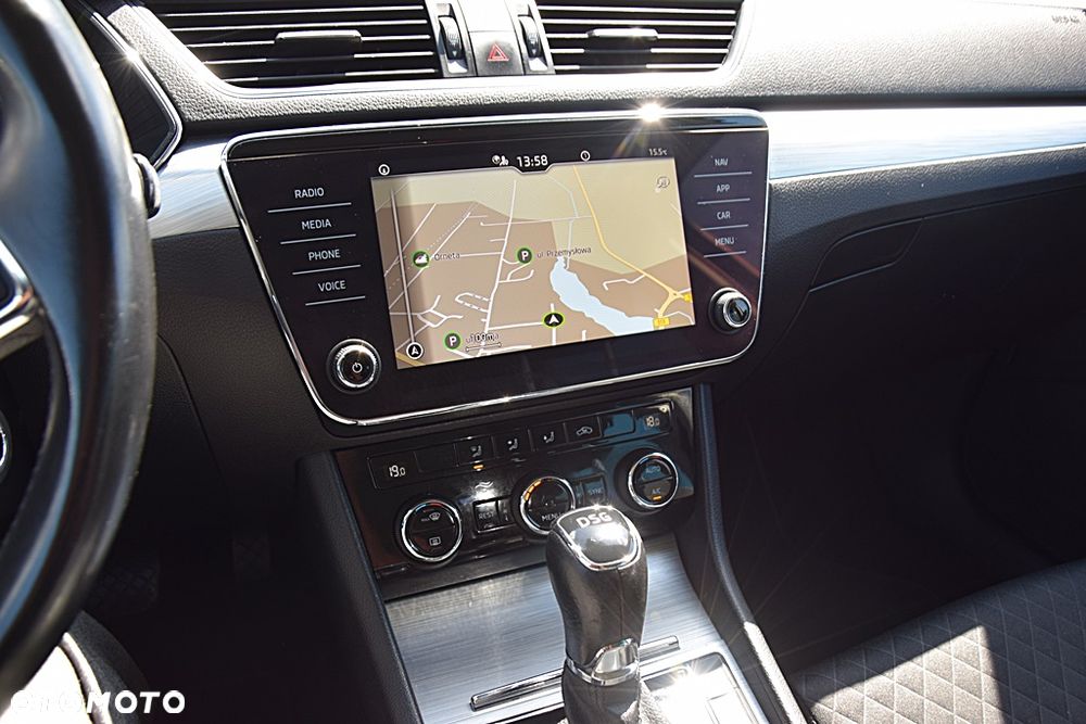 Skoda Superb 2.0 TDI Active DSG7 - 24