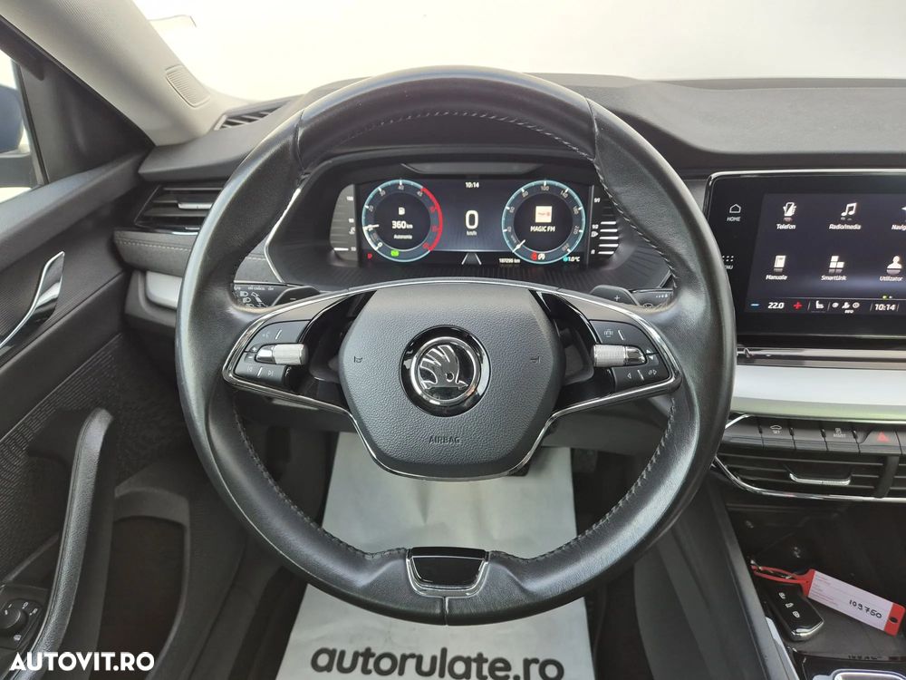 Skoda Octavia Combi 2.0 TDI DSG Style - 15