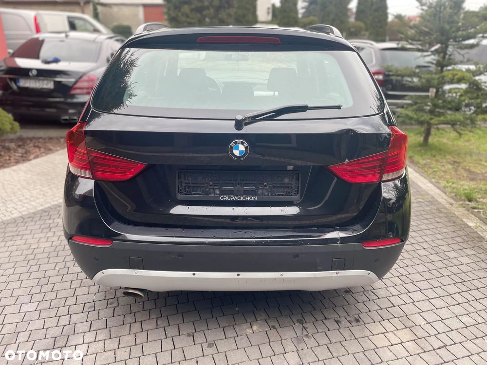 BMW X1 xDrive18d xLine - 8
