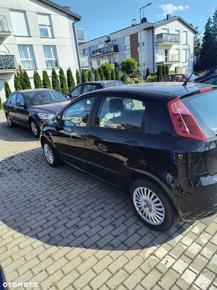 Fiat Grande Punto - 2